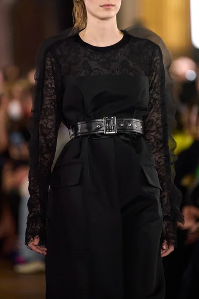 Look 90